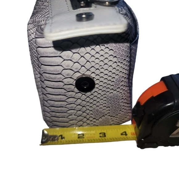 Nicole Miller Snakeskin Pattern Cosmetic Bag NWT - Picture 6 of 7